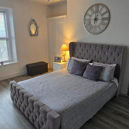 Harbour View Apartment Rhos-on-Sea Exterior photo